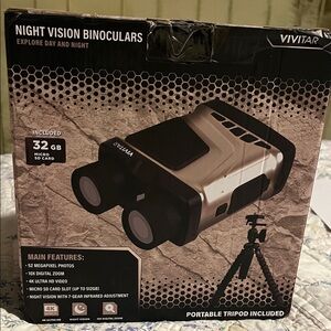 Vivitar Night Vision Binoculars - Black and Silver Brand New in box.